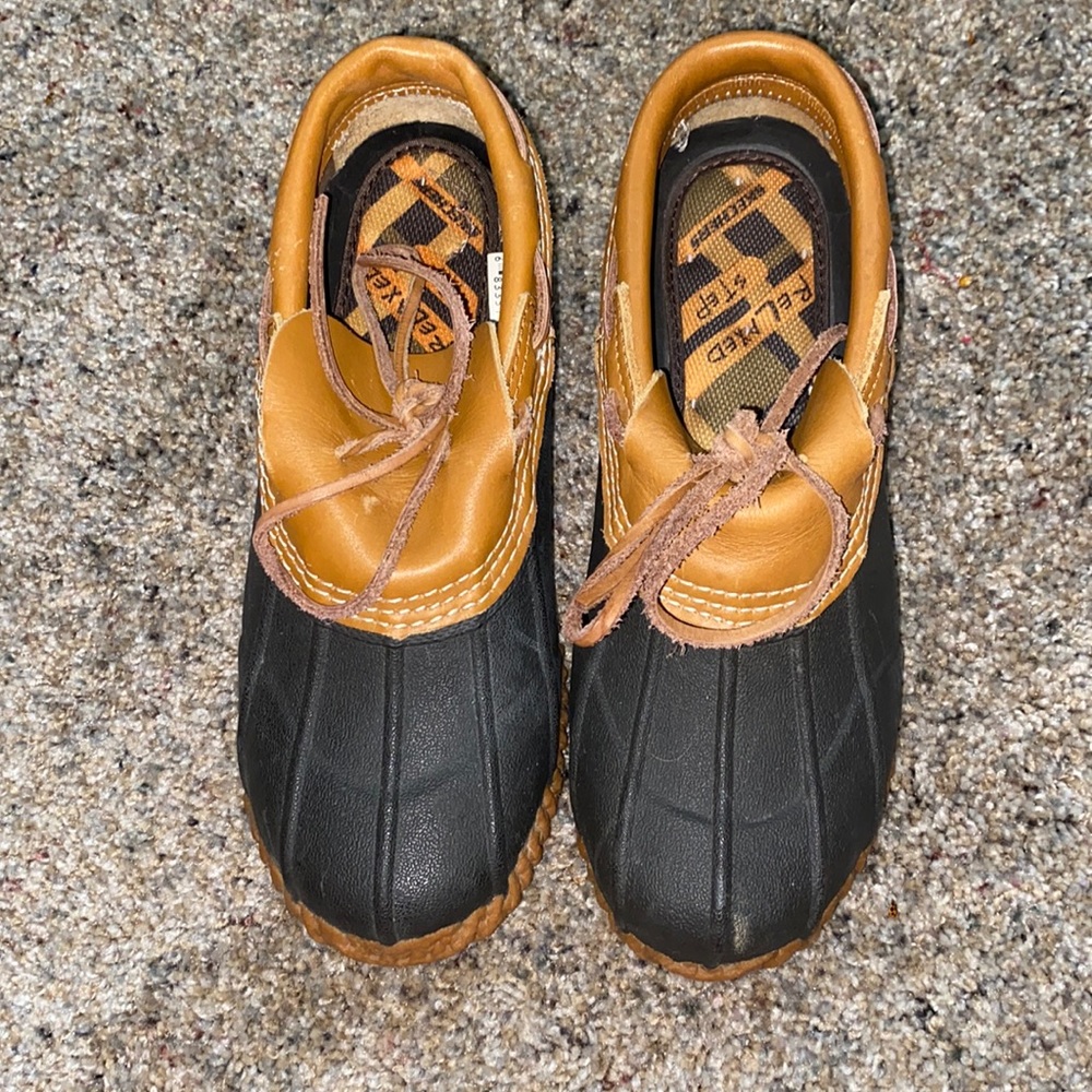 Soggs Duck Shoes Size 7
